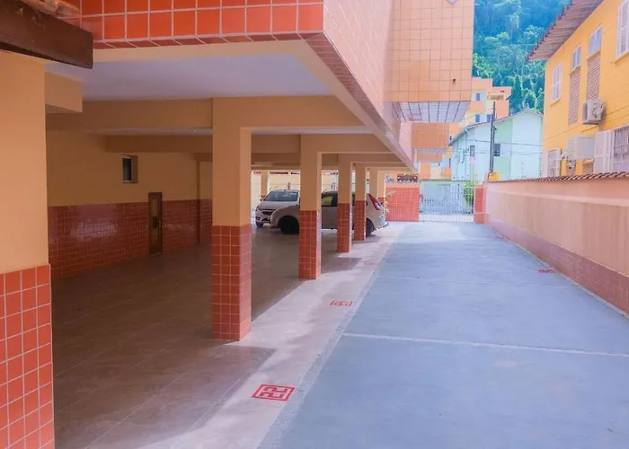Apartamento Praia Grande Ubatuba 2 vagas garagem Internet WiFi